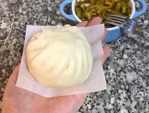 狮子头包子口感美味,包子份量十足,可口满足