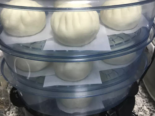 狮子头包子口感美味,包子份量十足,可口满足