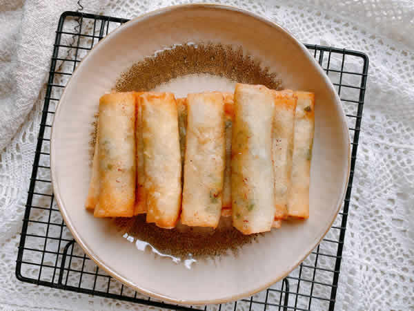 外皮酥脆,馅料咸香可口炸春卷怎么做? 外皮酥脆,馅料咸香可口炸春卷怎么做?