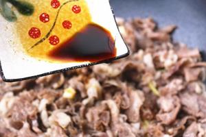 羊肉细嫩,不腥不膻的孜然羊肉的做法详细步骤 羊肉细嫩,不腥不膻的孜然羊肉的做法详细步骤