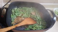 豇豆炒肉的家常做法，鲜香浓郁好吃下饭，让你多吃一碗饭