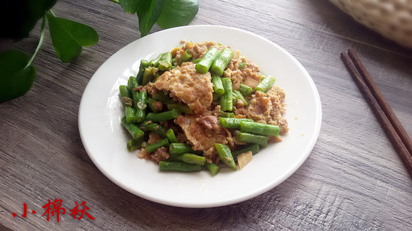 豇豆炒肉的家常做法，鲜香浓郁好吃下饭，让你多吃一碗饭