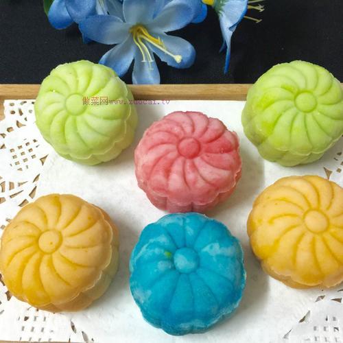好看又好吃的彩色冰皮月饼的做法介绍（彩色冰皮月饼怎么做）