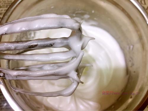 清水小蛋糕的做法  清水小蛋糕怎么做比较好吃
