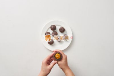 肉松青团怎么做好吃 肉松青团最正宗的做法