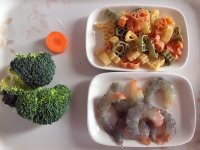 健康又营养的儿童食谱大全 简单易学宝宝爱吃的可口饭菜 虾滑海底捞意面#百味来意面#的做法步骤1