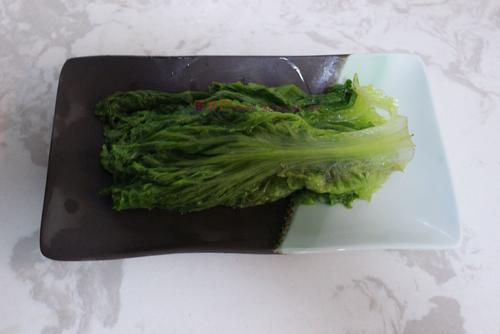 口感鲜美不油腻的坚果生菜的做法