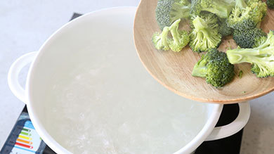 不同食材的焯水方法 烹饪必学的焯水程序 不同食材的焯水方法 烹饪必学的焯水程序