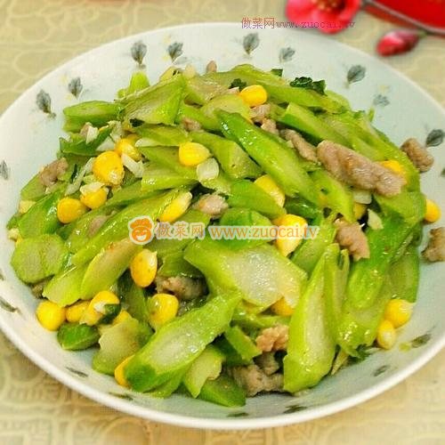 xo酱玉米粒炒菜心杆杆的做法(农家玉米酱做法)