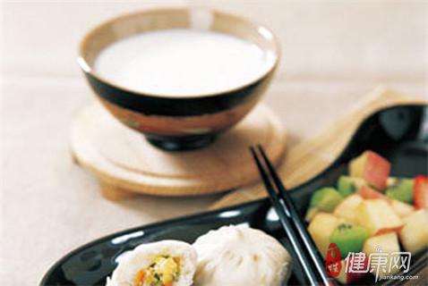 坐月子期间吃什么催奶效果好