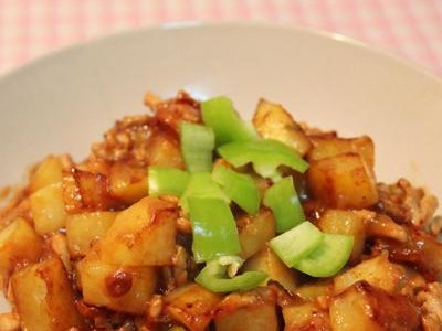 家常滋味—酱爆土豆丁 家常滋味—酱爆土豆丁