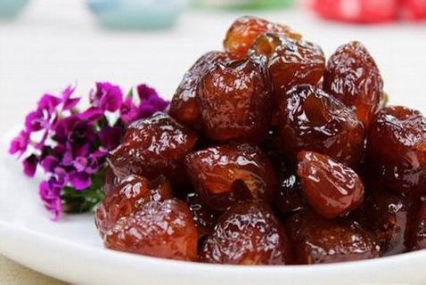 5个月宝宝补钙食谱：苹果蜜枣瘦肉汤的做法