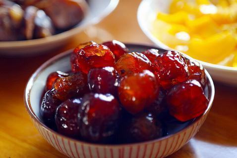 5个月宝宝补钙食谱：苹果蜜枣瘦肉汤的做法