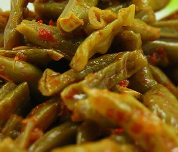 【腌豇豆角】腌豇豆角的做法_腌豇豆角的营养价值_腌豇豆角咸菜做法大全