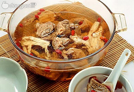当归生姜羊肉汤