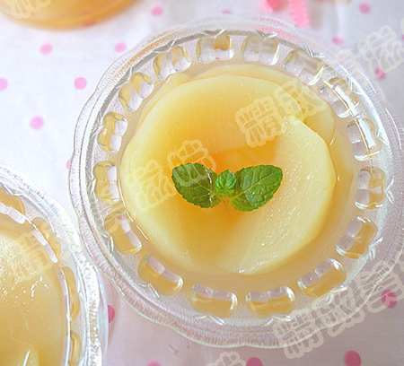 夏季宜喝的蜜桃糖水
