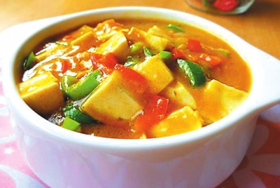 酸甜咖喱豆腐(咖喱豆腐怎么做好吃)