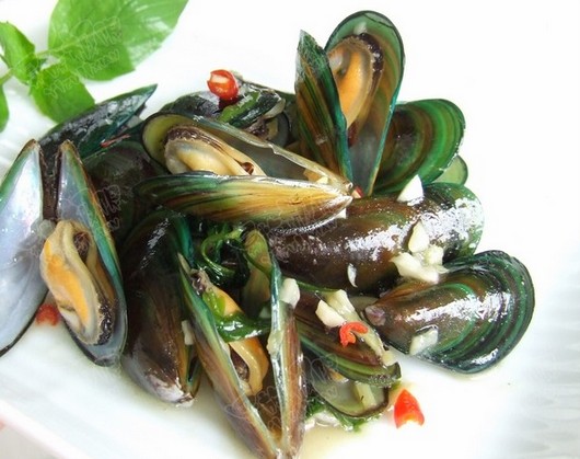 罗勒炒海虹（淡菜）