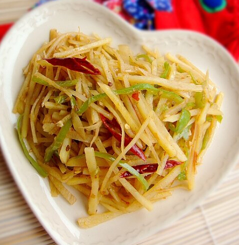 尖椒炒土豆丝的图解做法