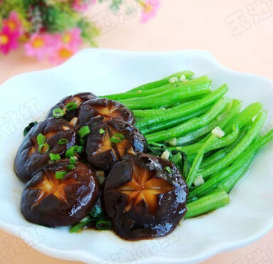 香菇菜心的做法,香菇菜心怎么做好吃的做法步骤3