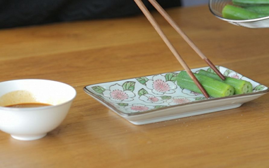 芝麻酱秋葵的做法步骤4