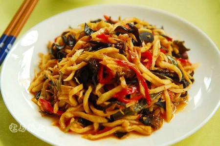 茭白炒辣椒