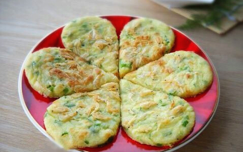 鸡蛋饼的做法,鸡蛋饼怎么做好吃[图解]