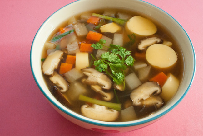 田园蔬菜养生汤，滋补美食一举两得