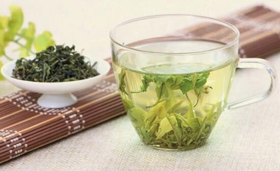 夏季喝绿茶，解暑护皮肤