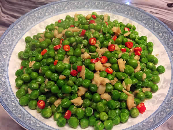 吃了让人暖和的鸡蓉豌豆和青菜豆腐丸子汤怎么做