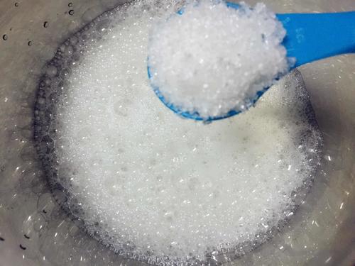 高雅美味糕点抹茶戚风蛋糕的做法介绍