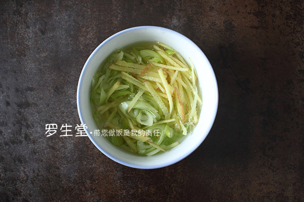 脆皮黄金，特别好吃的酥炸鸡锤的做法介绍