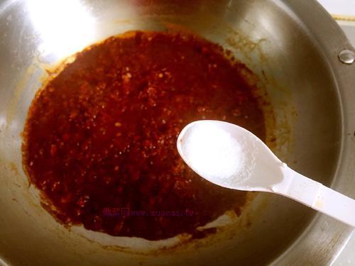 香甜鲜辣五味俱全味道更鲜美的辣椒酱的家庭制作方法