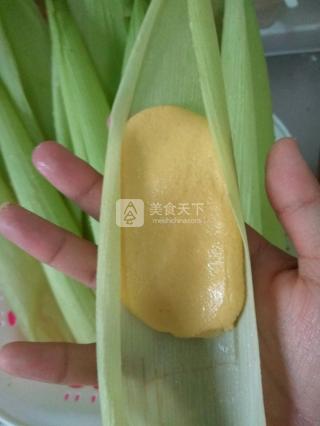 简单易操作的粗粮美食香甜玉米叶饼怎么做
