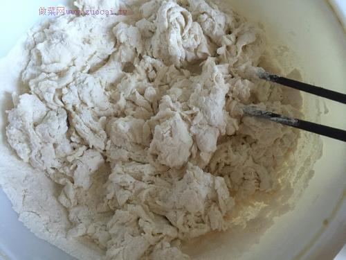发面饼的家常做法  发面饼怎么才能又蓬松又柔软