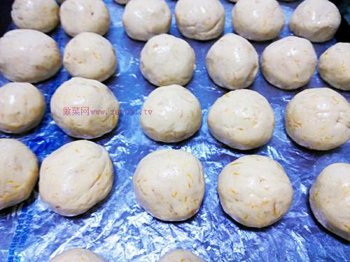 外酥里嫩，香甜又软糯的南瓜饼怎么做