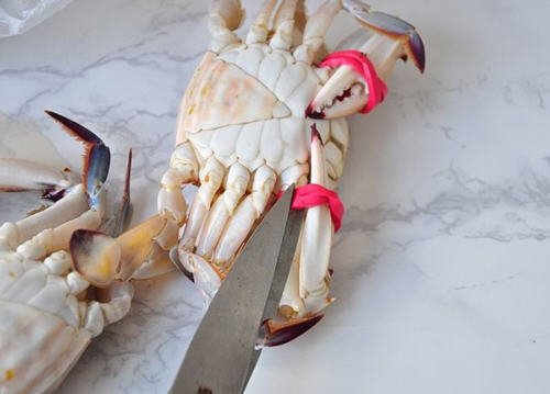 原汁原味清蒸梭子蟹的制作流程分享给大家