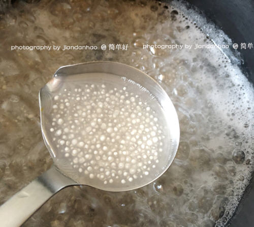 网红芒果西米露好看又好吃，在家自己DIY也相当简单