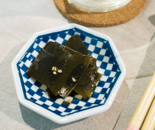 简单易做的佃煮昆布配饭真的很适合