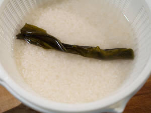日本土锅煮白饭，小朋友从此爱上吃米饭