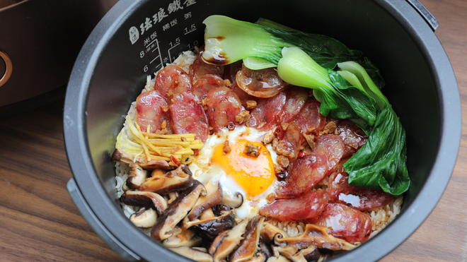 电饭锅里的美味做法—使用电饭锅做出好吃的美食
