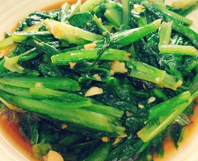 油麦菜的多样做法，让你的餐桌色香味俱全