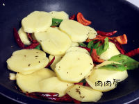 孜然土豆片怎么炒好吃窍门，小孩子一定喜欢