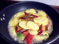 孜然土豆片怎么炒好吃窍门，小孩子一定喜欢