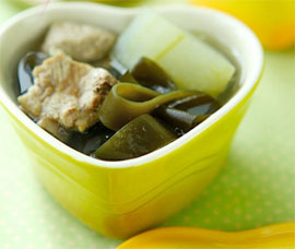 冬瓜海带排骨汤，夏季人们比较喜欢的美食