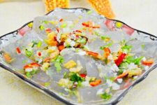 海菜凉粉可以清热解毒，养颜美容