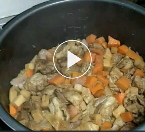 香喷喷的羊肉焖饭，大家知道怎么做吗？