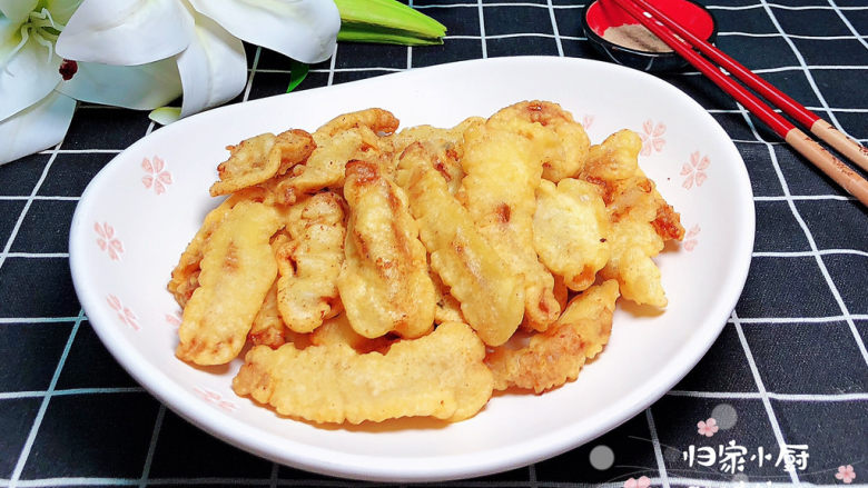 “椒盐里脊”的家常做法，外酥里嫩，椒香四溢！