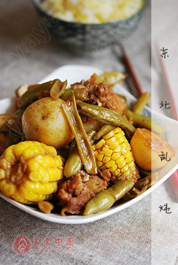 东北乱炖自己家里炖菜，爱吃啥就炖啥