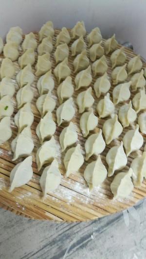 白菜饺子馅的做法，不管是过去还是现在，都吃不腻